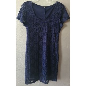 TIANA B. SHORT SLEEVES  STRAIGHT SHIFT DRESS SIZE 10P COLOR BLUE